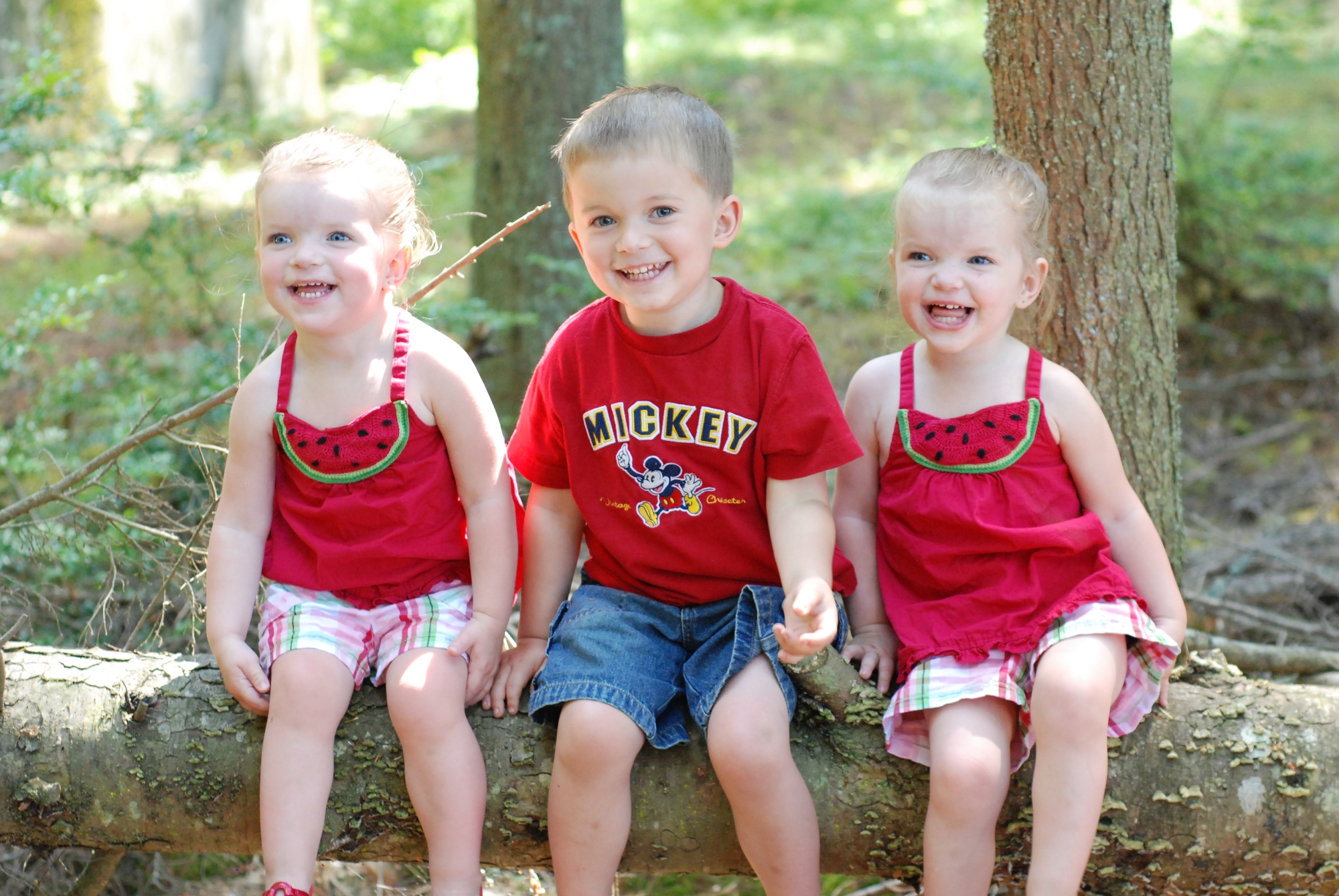 Baylie, Zander & Carlie 7.16.09